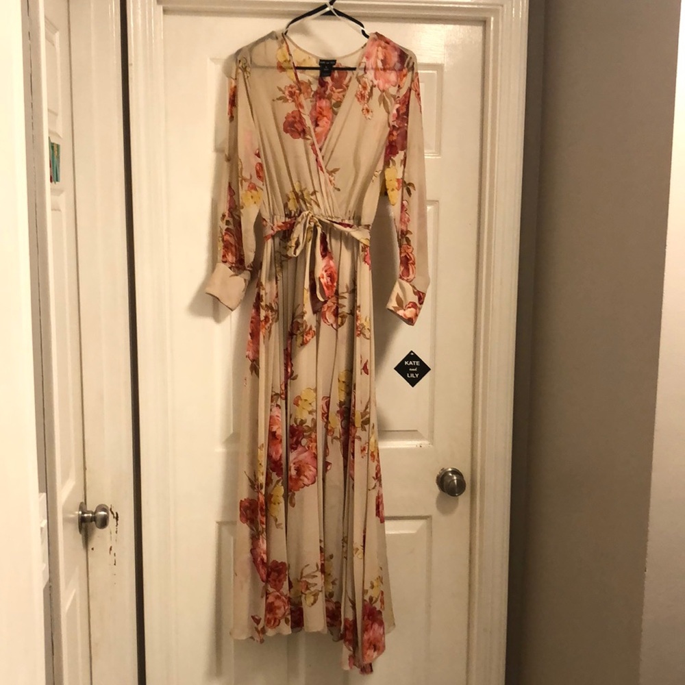 Kate and Lily size 6 long dress with tags